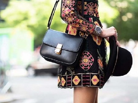Xử lý dây túi xách bị dài rất đơn giản - ��a chọn được chiếc túi xách đẹp, hợp với phong cách không chỉ giúp người đeo túi trở nên thời trang hơn mà còn gây ấn tượng với người đối diện.

Tuy nhiên, không phải lúc nào chiếc túi x�